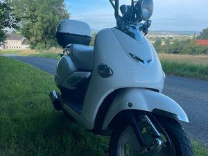 VERKAUFE EINEN 125ER ROLLER VON TAURIS CUBANER 125ERN