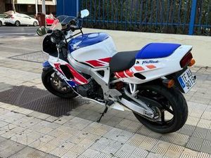 HONDA - CBR 900 RR FIREBLADE SC28 '92