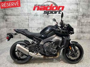 2025 YAMAHA MT-10