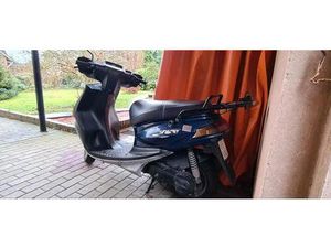 ROLLER YAMAHA ZEST 50