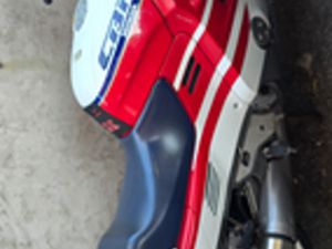 HONDA CBR 1000F