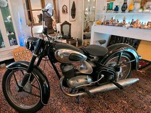 OLDTIMER DKW RT 175 MOTORRAD VON 1954