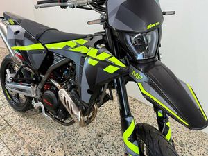 FANTIC XMF 125 ABS SUPERMOTO NEU MOD.2026 VERSAND 100 €