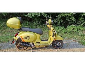 VESPA GTS 300 SUPER SPORT IN TOP ZUSTAND CANTON NIDWALD -