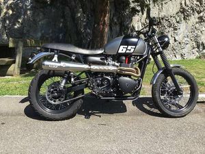 TRIUMPH SCRAMBLER CANTON URI -