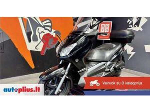 YAMAHA X-MAX 125 CC, SCOOTERS / MOPEDS