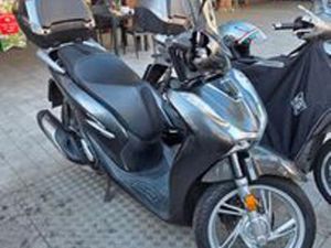 HONDA SH 150 ABS 2021 ESAMINO PERMUTA