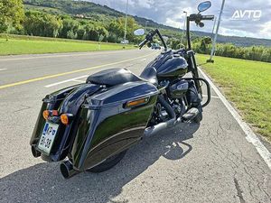 HARLEY-DAVIDSON ROAD KING 107 SPECIAL