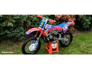 MOTOCROSS VINTAGE HONDA CR 250 RÉPLIQUA HRC