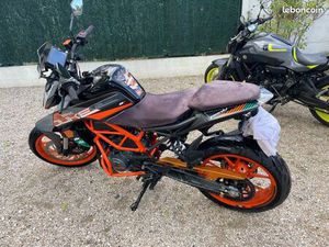 KTM DUKE AKRA