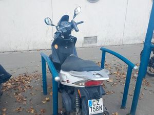 MOTOMOTOS KYMCO 50 MOUTURE 10/10 ETA 8/10