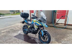 MOTO VOGE 650 DS