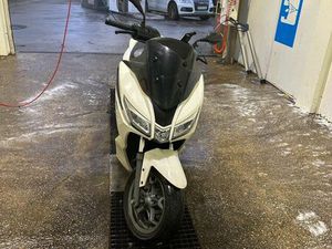 SCOOTER SXR 50
