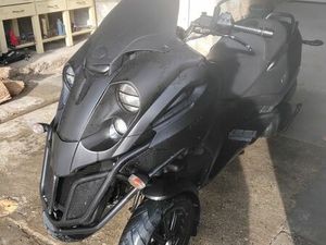 ÉCHANGE MAXI SCOOTER 3 ROUES 500 CM3