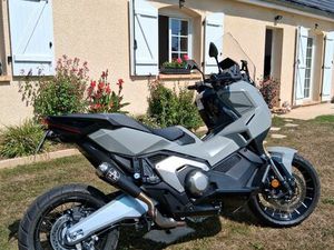 HONDA 750 XADV 2025 NEUF■ACHETE CHEZ HONDA EVREUX (FACTURE D'ACHAT)■GRIS NARDO■ANNÉE: 2025■POT ARROW NEUF■PLAQUE COURTE ■ETAT NEUF■1ÈRE MAIN ■RÉVISION DES 1000 