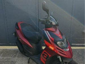 APRILIA SR 50 2 TEMPS