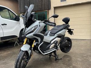 HONDA X-ADV750 TOUTES OPTIONS S4