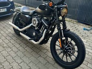 HARLEY DAVIDSON 883 IRON