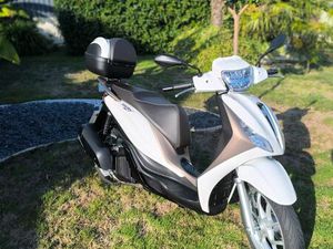SCOOTER PIAGGIO 125 IE ABS MEDLEY