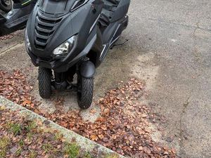 PEUGEOT METROPOLIS GT DREIRADROLLER SCHWARZ MATT