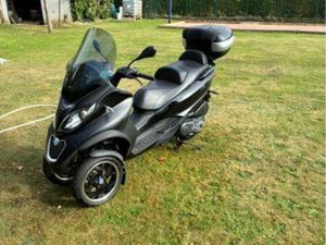 SCOOTER PIAGGIO MP3 SPORT 500 CC ( PERMIS VOITURE )