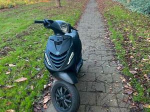 PIAGGIO ZIP 80CC — SCOOTERS | PIAGGIO — MARKTPLAATS
