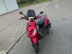 ZIP 50CC 4T — SCOOTERS | PIAGGIO — MARKTPLAATS
