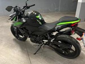 KAWASAKI Z400 (2022)