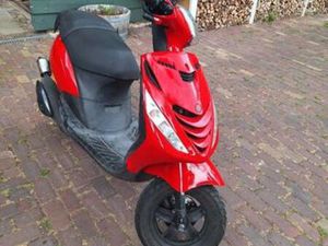 FERRARI RODE ZIP 70CC 2T — SCOOTERS | PIAGGIO — MARKTPLAATS