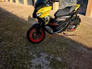 APRILIA SR GT SPORT 125