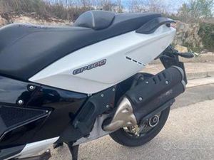 GILERA GP 800 - 2011