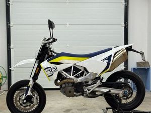 HUSQVARNA 701 SUPERMOTO