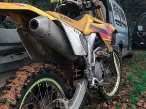 SUZUKI 450 RMZ