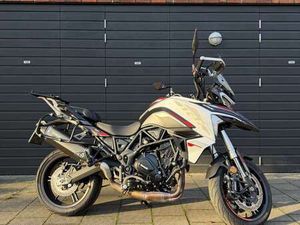 BENELLI TRK 702 PEARL WHITE 2024