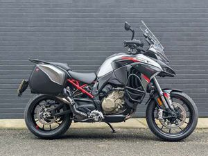 USED DUCATI MULTISTRADA V4 S GRAND TOUR FOR SALE IN NOTTINGHAM