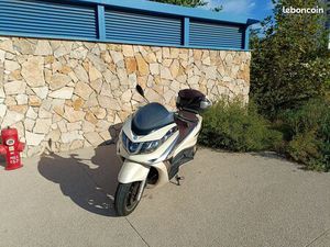 PIAGGIO X10 500