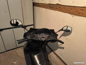 SCOOTER HONDA