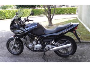 YAMAHA XJ 900