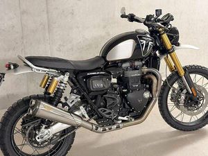 TRIUMPH SCRAMBLER 1200 XE