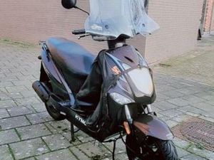 KYMCO AGILITY CARRY UIT 2018 BLAUW KENTEKEN — SCOOTERS | KYMCO — MARKTPLAATS