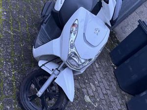 PEUGEOT KISBEE 50 CCM - 25 KM/H ACTIVE WEIß