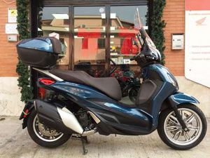 PIAGGIO BEVERLY 400 HPE 2023 - FINANZIAMENTI - PERMUTE BLU/AZZURRO