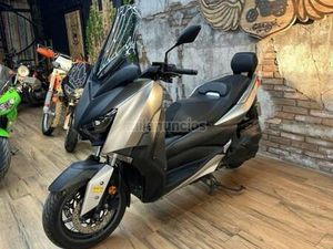 YAMAHA - XMAX 400