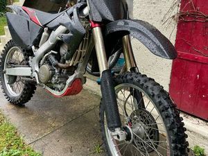HONDA CRF 250 R