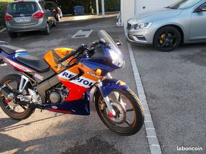 HONDA CBR 125 REPSOL