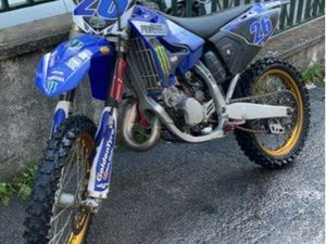 125 YZ