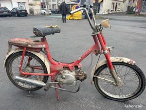MOBYLETTE HONDA AMIGO