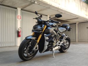 DUCATI STREETFIGHTER V4S