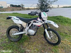 AJP PR3 125 ENDURO