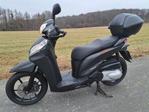 HONDA SH 300I WINTER-ANGEBOT IN TOP ZUSTAND!
